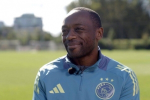 太阳报：前曼城球员、现阿贾克斯青训教练穆桑帕涉嫌税务欺诈被捕